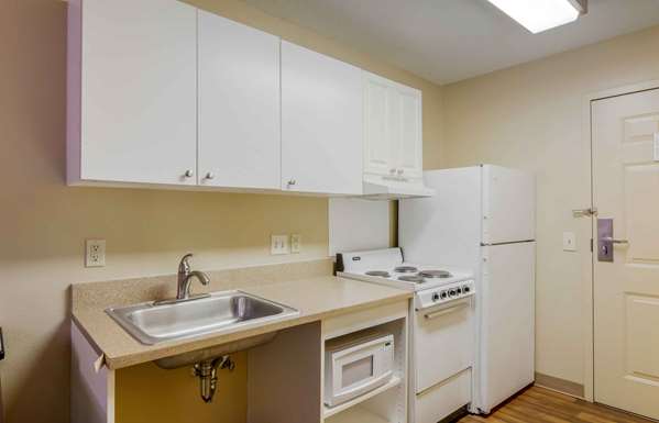  - Extended Stay America Suites North Glenside Richmond - I-64, Exits 183 & 183C