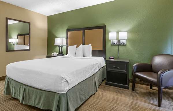  - Extended Stay America Suites Universal Studios Orlando - I-4, Exit 75B