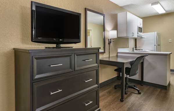  - Extended Stay America Suites Universal Studios Orlando - I-4, Exit 75B