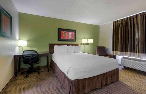  - Extended Stay America Suites 1036 Greenwood Blvd - I-4, Exit 98