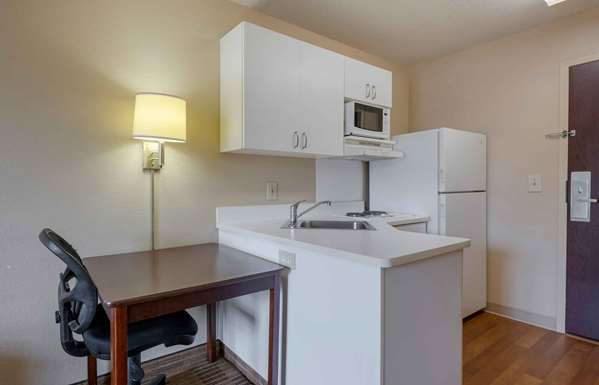  - Extended Stay America Suites 1036 Greenwood Blvd - I-4, Exit 98