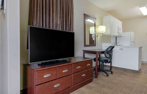  - Extended Stay America Suites 1036 Greenwood Blvd - I-4, Exit 98