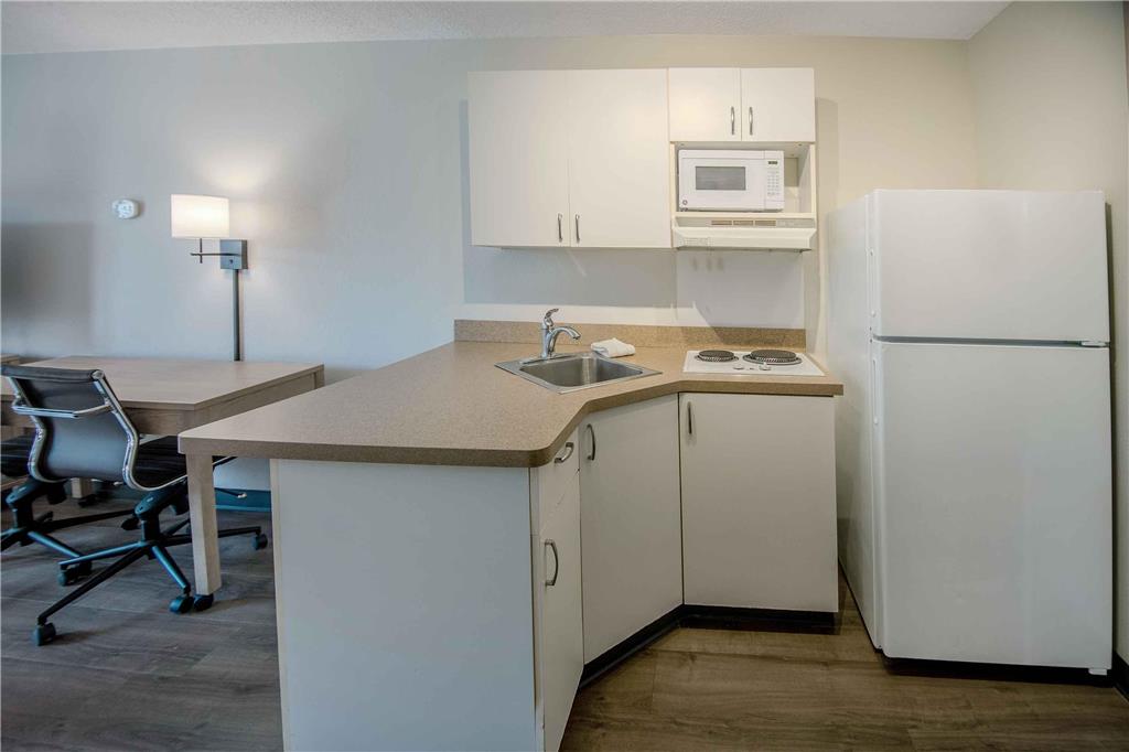 EXTENDED STAY AMERICA SUITES-guestroom-Guest Room,Guest Room Amenity,Kitchen/Kitchenette,On-Site.jpg