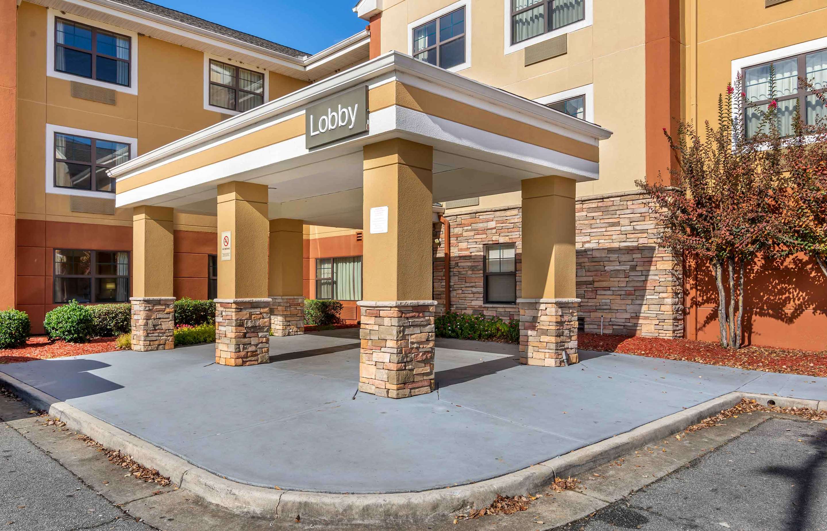 Exterior | Extended Stay America Suites Columbus Bradley Park