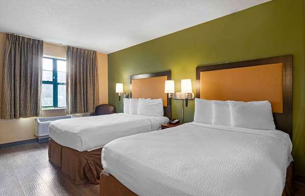  - Extended Stay America Suites Midtown Savannah