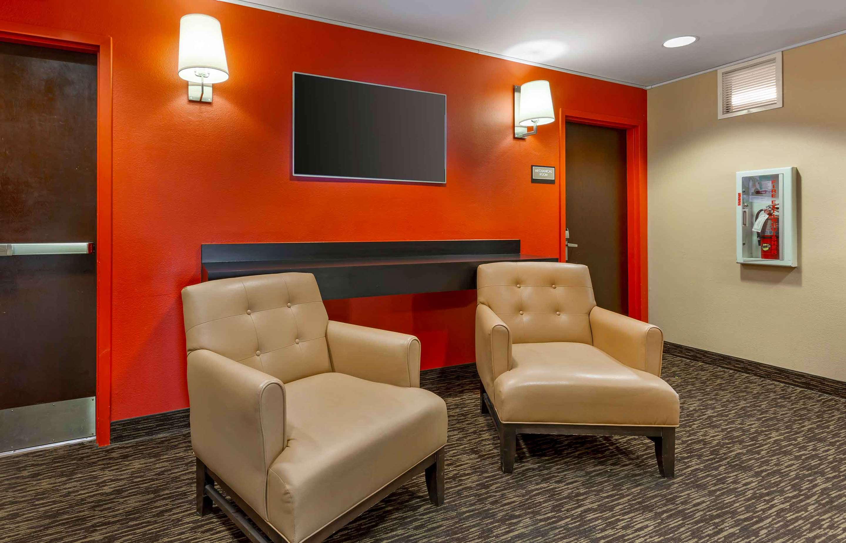 Lobby and Guest Check-in
