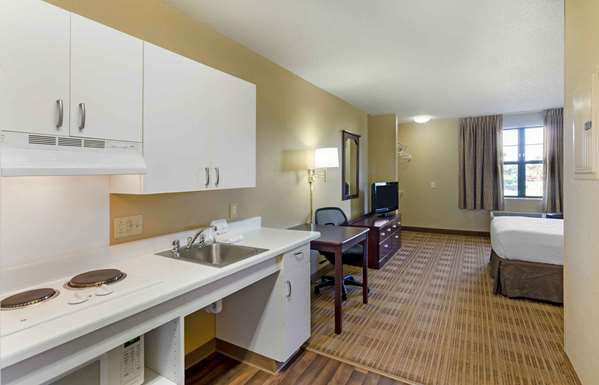  - Extended Stay America Suites Lynchburg