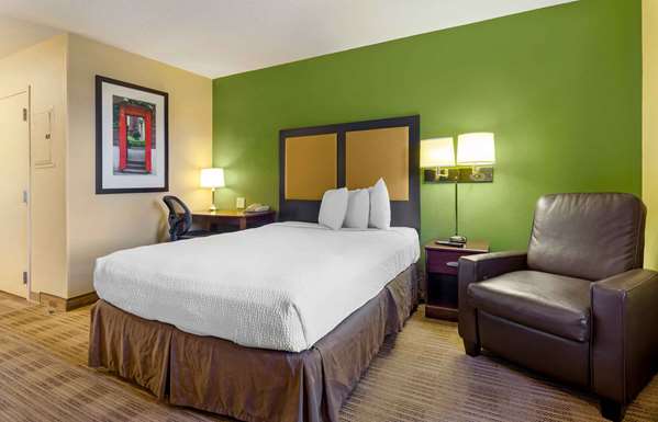  - Extended Stay America Suites Lynchburg