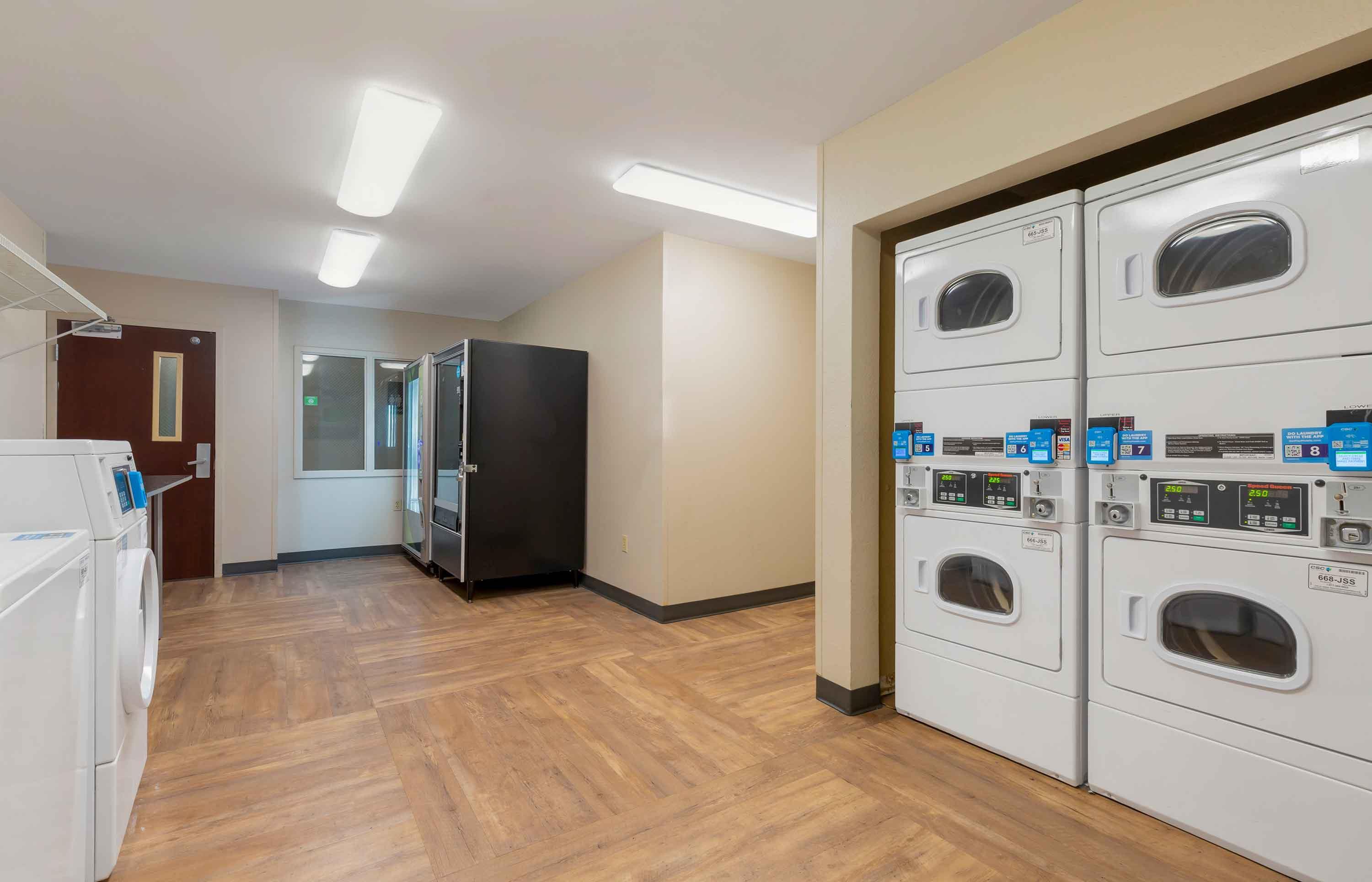 On-Premise Guest Laundry | Extended Stay America Suites Washington DC Centreville Manas