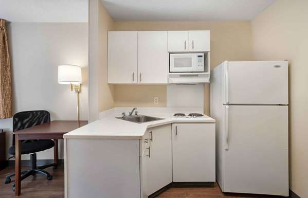  - Extended Stay America Suites Frederick - I-270, Exit 31