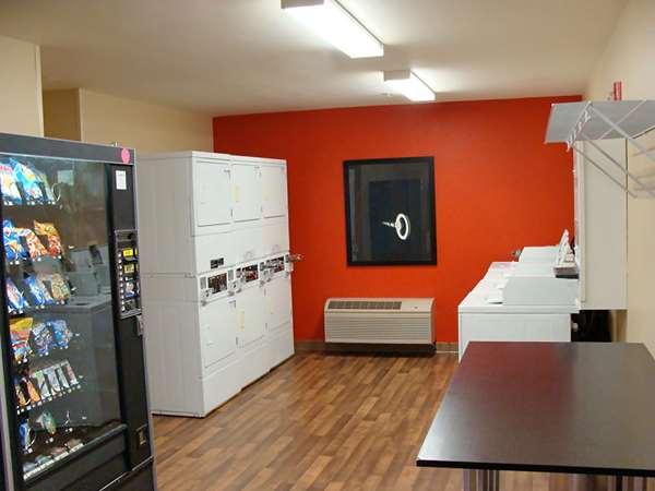 Amenities - Extended Stay America Suites Newark Airport Elizabeth - I-95, Exit 13A