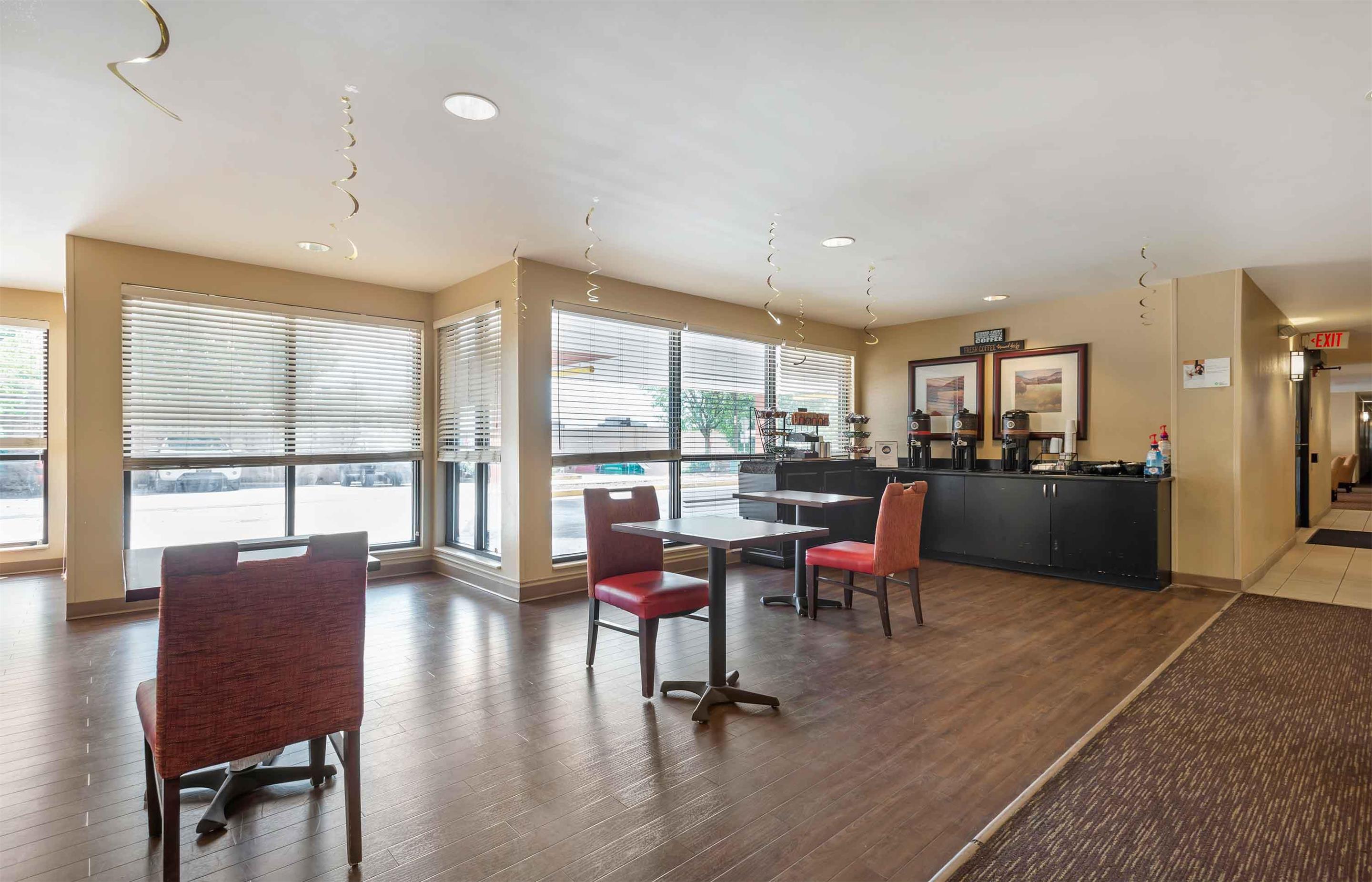 Breakfast Room | Extended Stay America Suites - Philadelphia - Plymouth Meeting