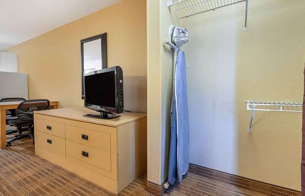  - Extended Stay America Suites Blue Ash North