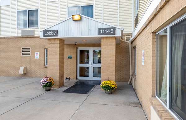 Exterior view - Extended Stay America Suites Blue Ash North