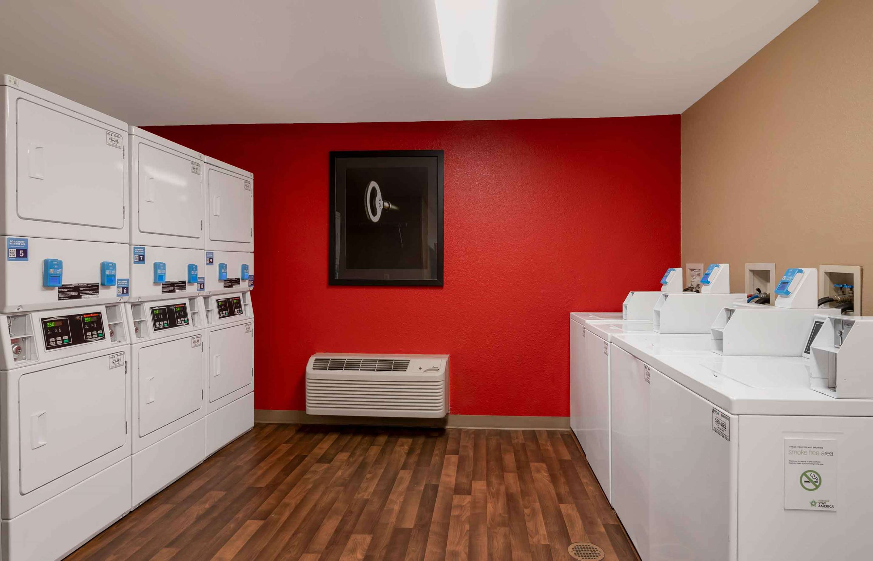 On-Premise Guest Laundry | Extended Stay America Suites Columbus Worthington