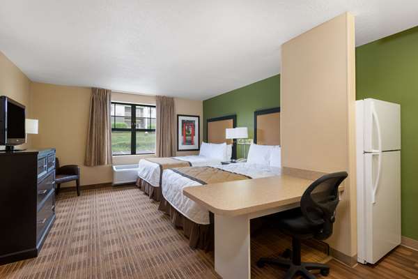  - Extended Stay America Suites Woodfield Mall Schaumburg