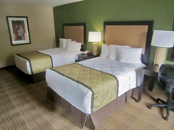  - Extended Stay America Suites Orchard Hill Place Novi - I-96 & I-275, Exit 167