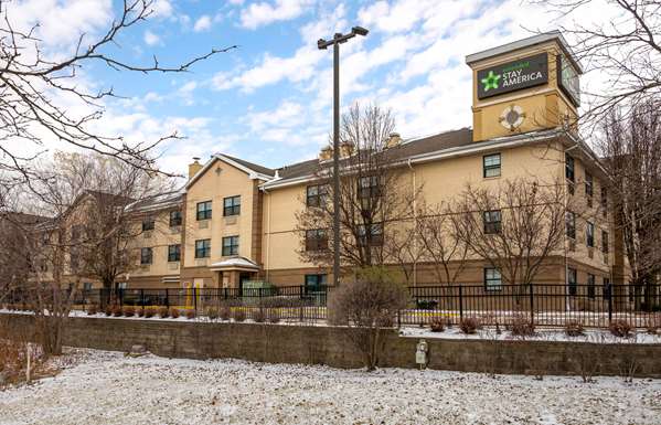Exterior view - Extended Stay America Suites Schaumburg - I-90, Exit 65
