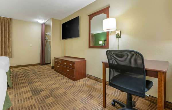  - Extended Stay America Suites Schaumburg - I-90, Exit 65