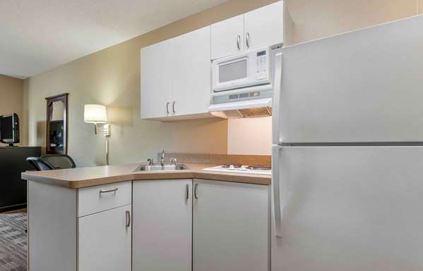  - Extended Stay America Suites Bloomington
