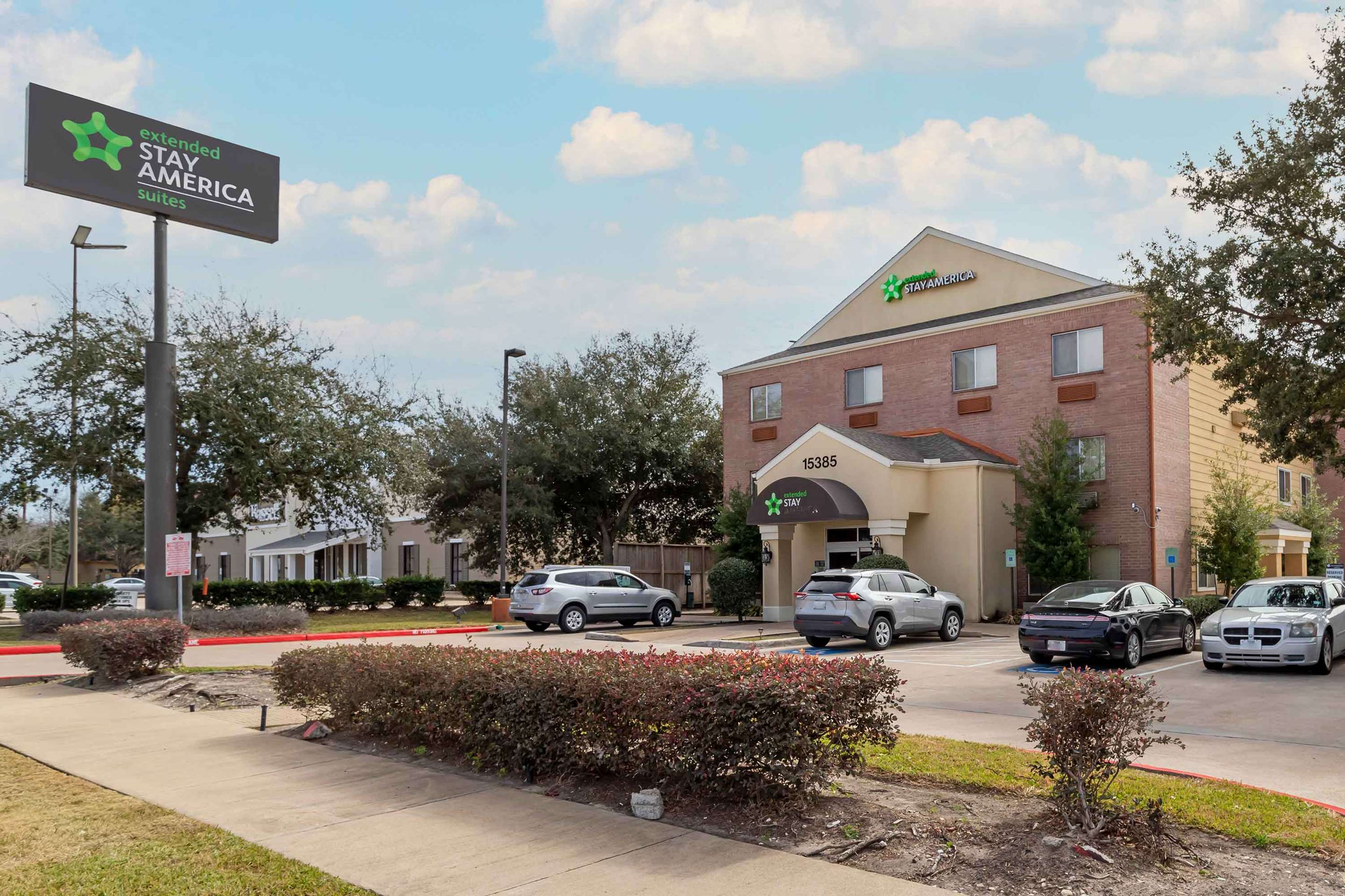 Exterior | Extended Stay America Suites - Houston - Katy Freeway - Energy Corridor