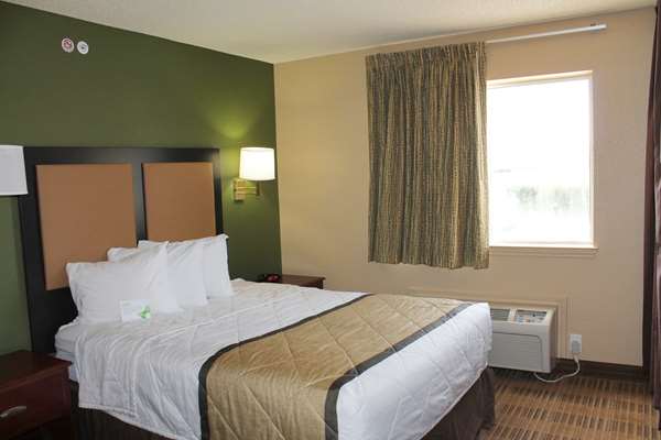  - Extended Stay America Suites Sugar Land - I-69, Exit 112
