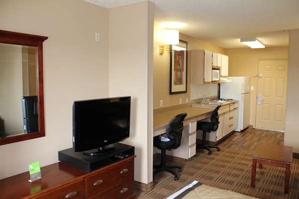  - Extended Stay America Suites Sugar Land - I-69, Exit 112