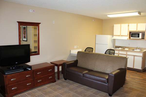  - Extended Stay America Suites Sugar Land - I-69, Exit 112