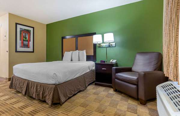  - Extended Stay America Suites Metairie - I-10, Exit 228