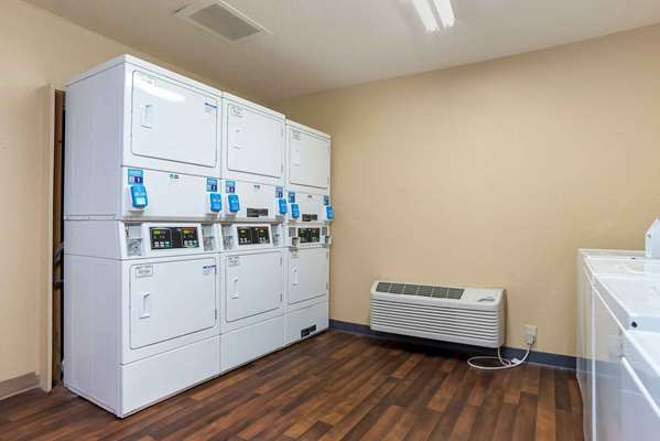  - Extended Stay America Suites Metairie - I-10, Exit 228