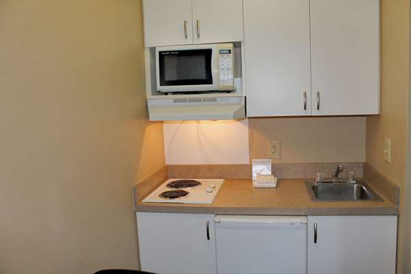  - Extended Stay America Suites Spring - I-45, Exit 73