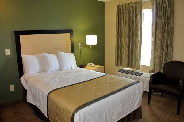  - Extended Stay America Suites Spring - I-45, Exit 73