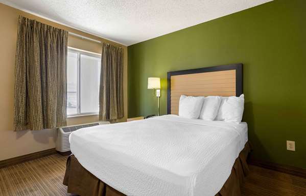  - Extended Stay America Suites Spring - I-45, Exit 73