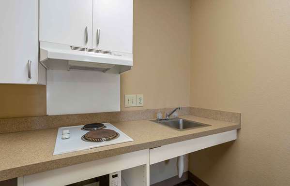  - Extended Stay America Suites Spring - I-45, Exit 73