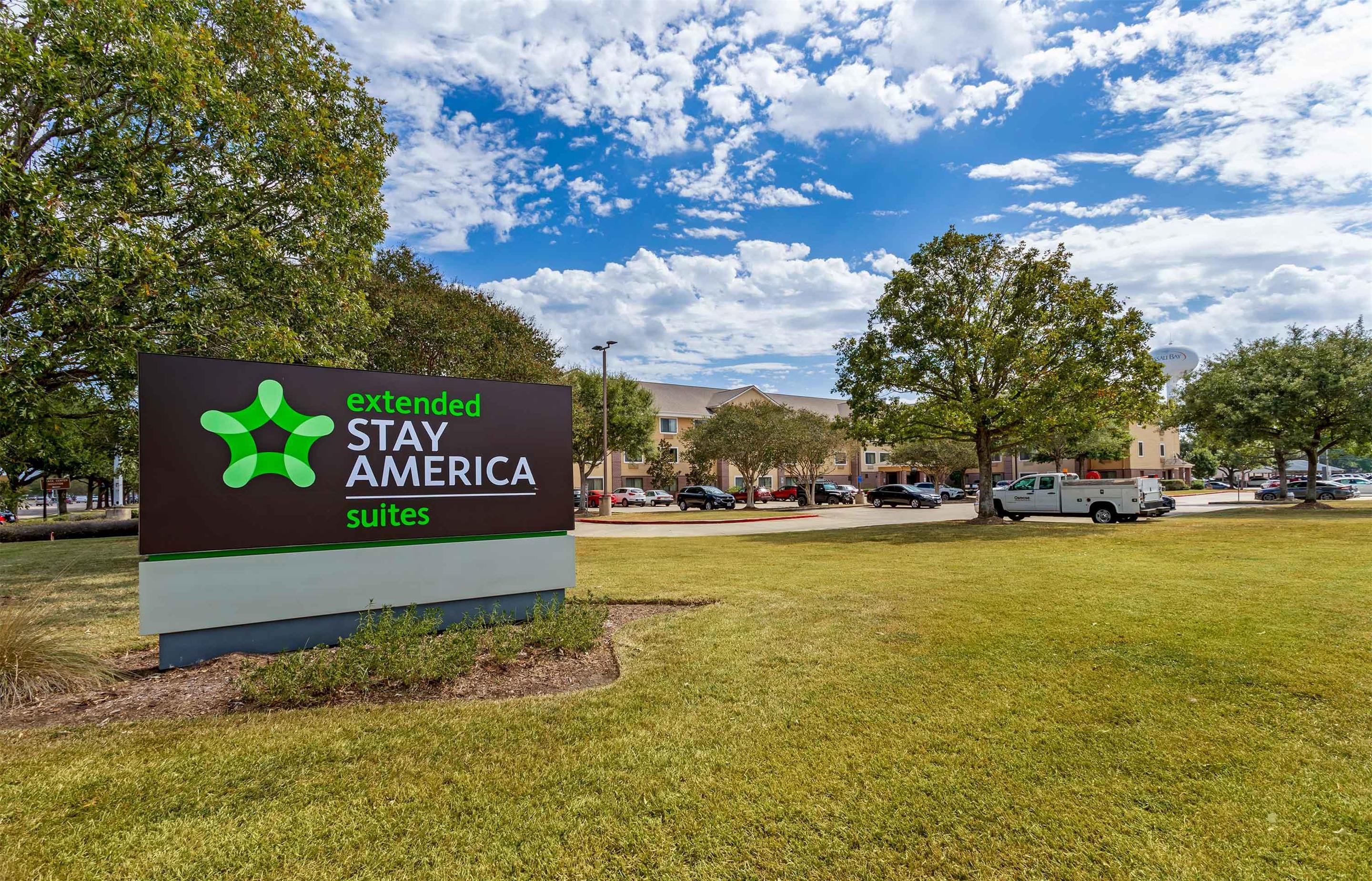 Exterior | Extended Stay America Suites Houston NASA Johnson Space Ctr