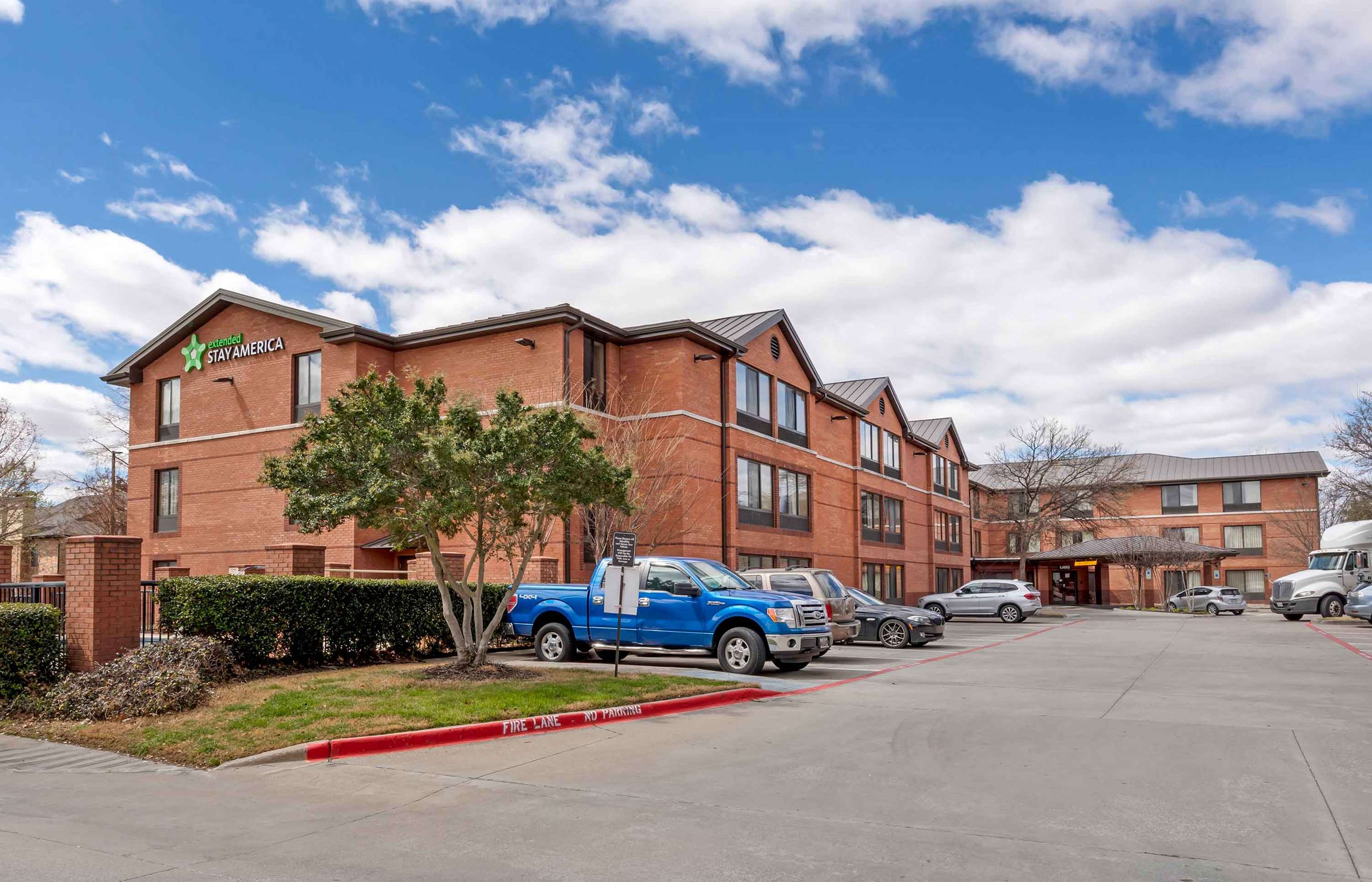 Exterior | Extended Stay America Select Suites Dallas Farmers Branch