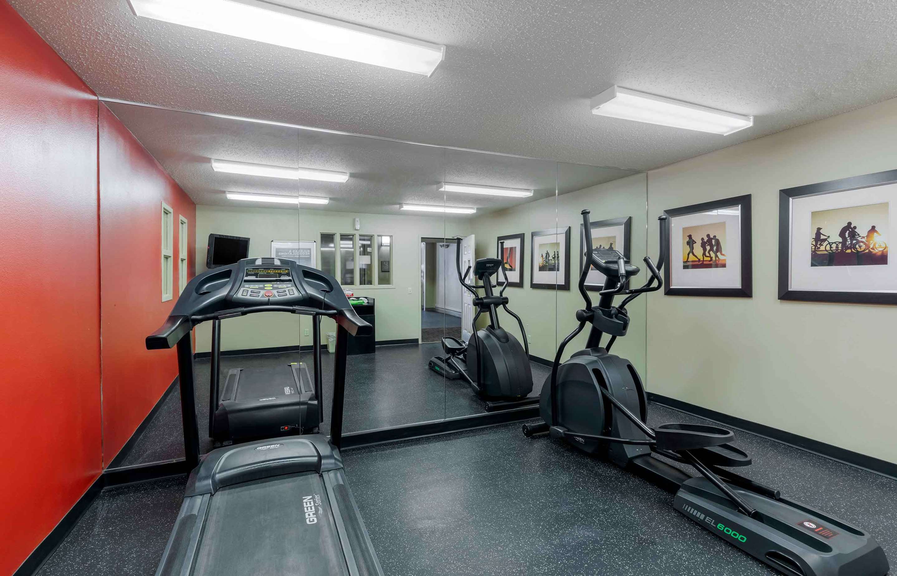 On-Site Fitness Facility | Extended Stay America Select Suites Dallas Farmers Branch