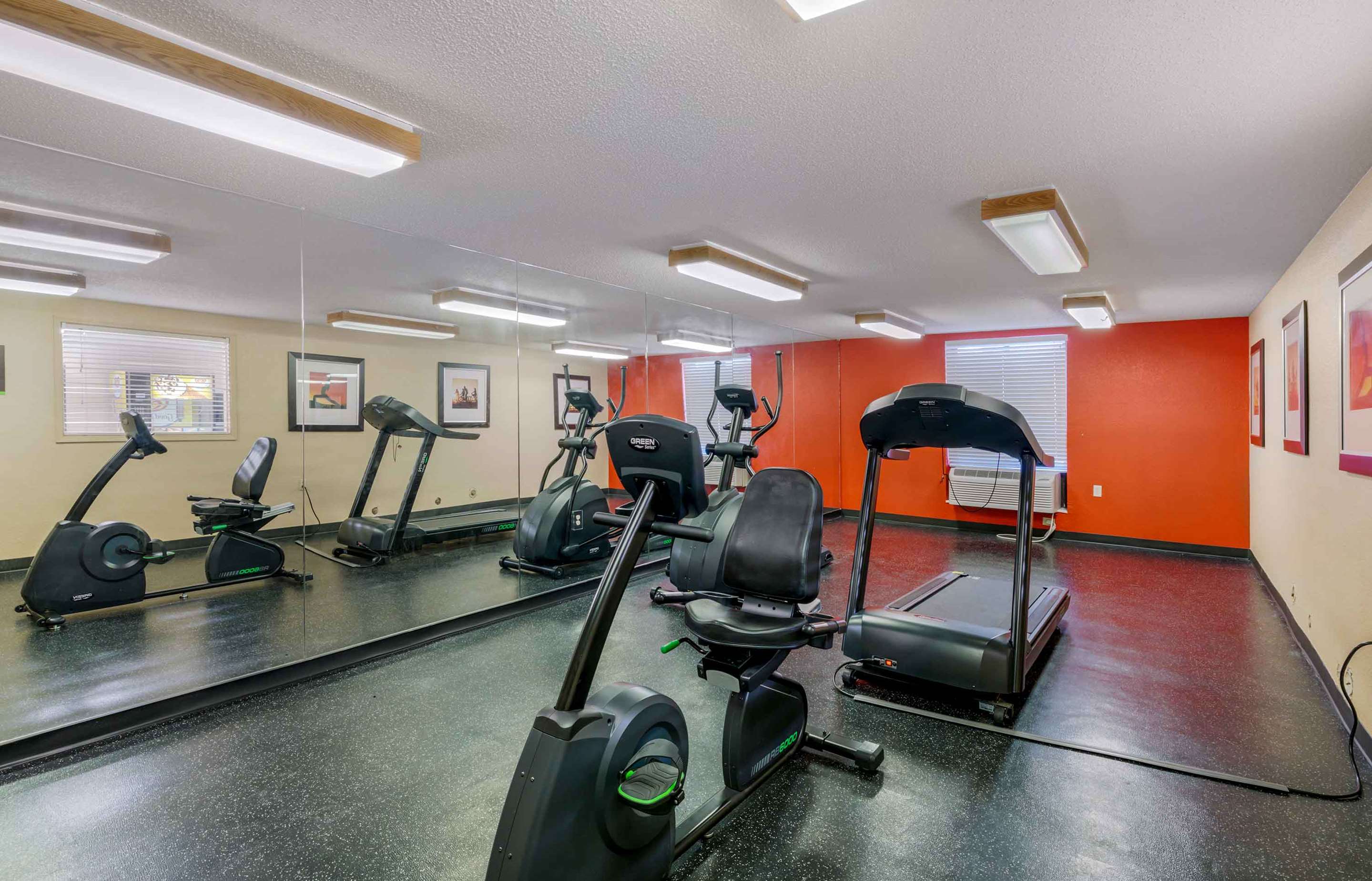 On-Site Fitness Facility | Extended Stay America Select Suites Dallas Las Colinas