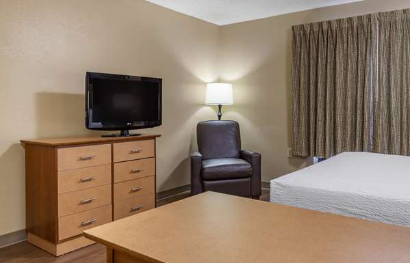  - Extended Stay America Suites Colonnade San Antonio - I-10, Exits 560 & 561