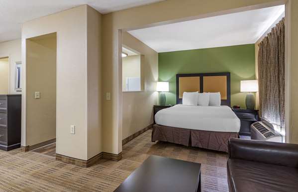  - Extended Stay America Suites Colonnade San Antonio - I-10, Exits 560 & 561