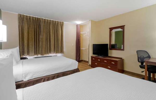  - Extended Stay America Suites Laredo - I-35, Exit 4