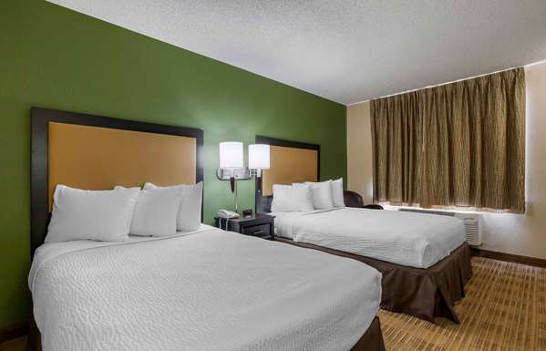  - Extended Stay America Suites Laredo - I-35, Exit 4