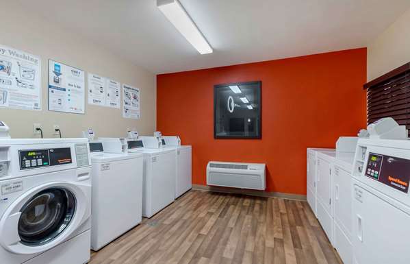  - Extended Stay America Suites Laredo - I-35, Exit 4