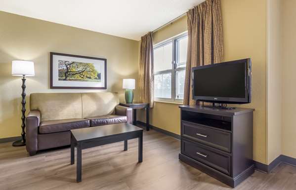  - Extended Stay America Suites Silverlake Everett