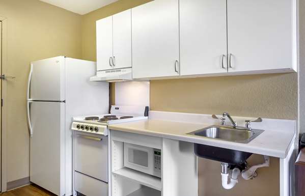  - Extended Stay America Suites Silverlake Everett