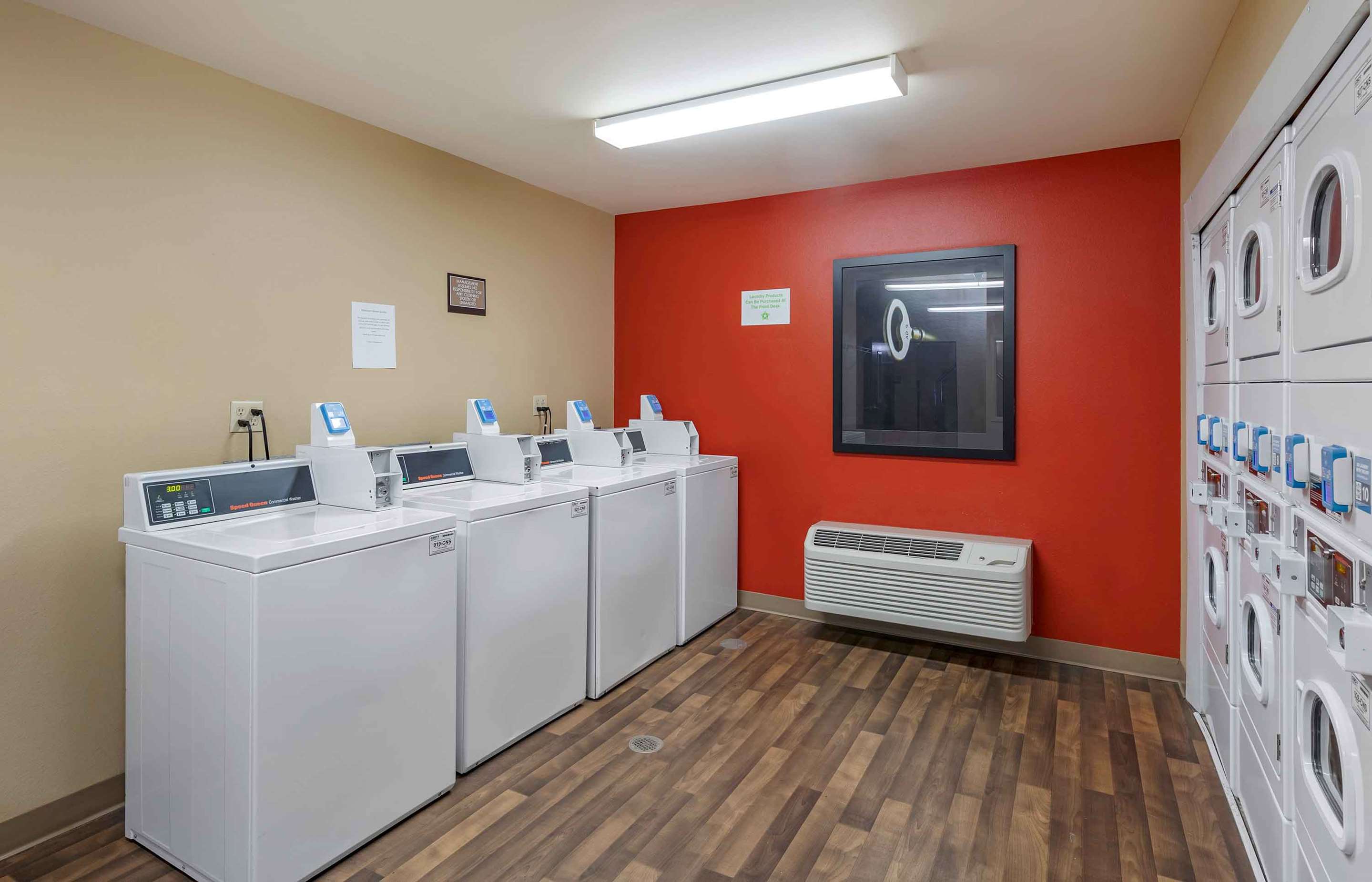 On-Premise Guest Laundry | Extended Stay America Suites Great Falls Missouri River