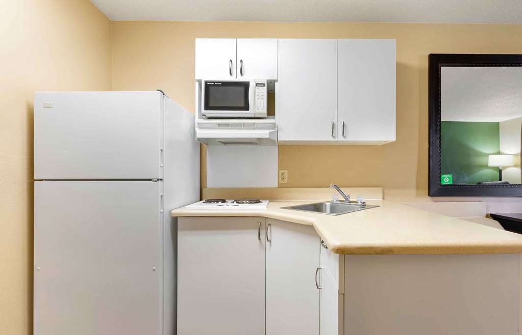 EXTENDED STAY AMERICA SUITES - Hotel in Rio Rancho, NM | The Vendry