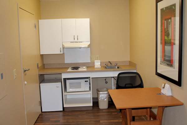  - Extended Stay America Suites Airport Albuquerque - I-25, Exit 222