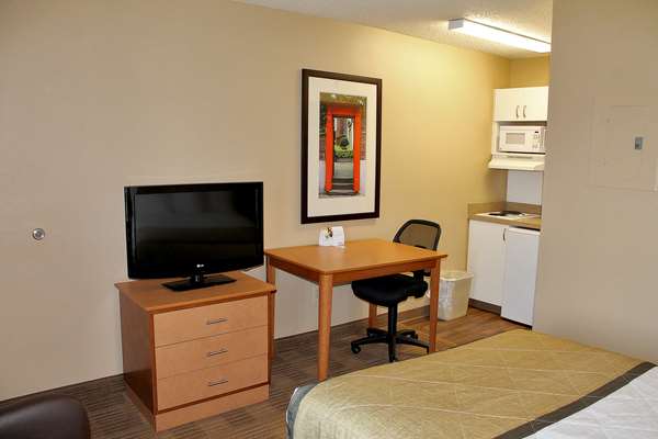  - Extended Stay America Suites Airport Albuquerque - I-25, Exit 222