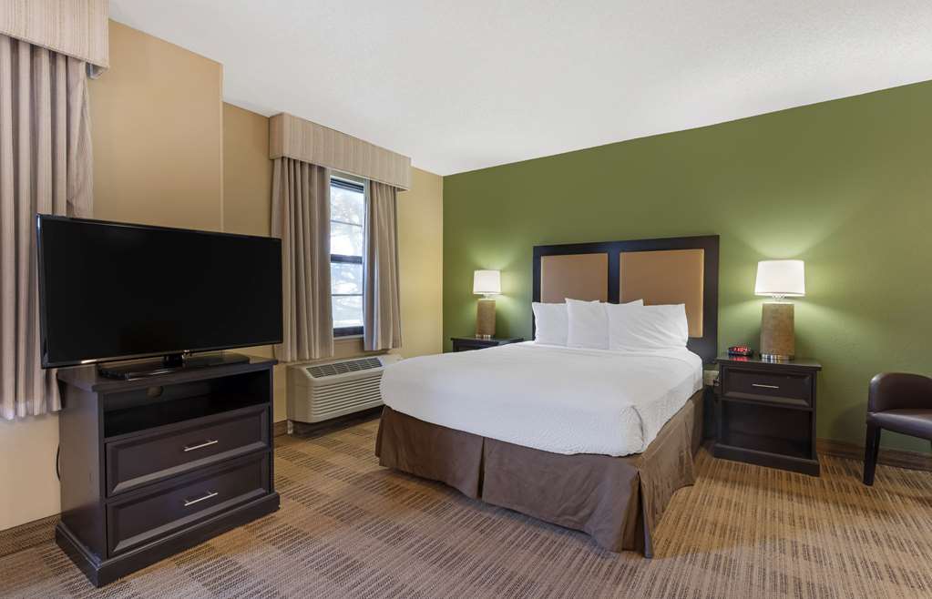 EXTENDED STAY AMERICA SUITES-guestroom-Guest Room,On-Site.jpg